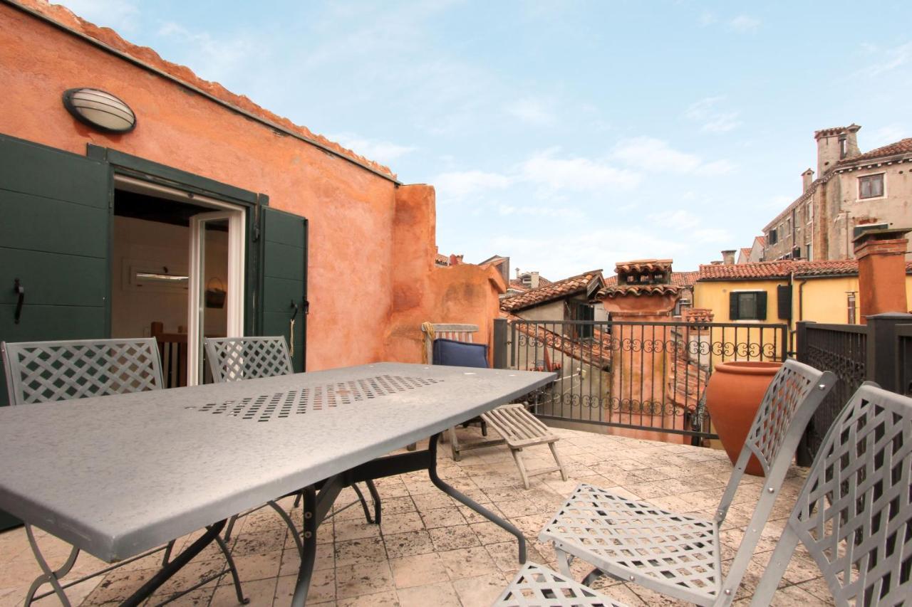 Biennale Apartament *